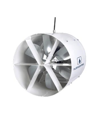 El ventilador ECOFAN posibilita la recirculación del aire en el interior del invernadero, su estructura sintética universal aumenta la durabilidad y reduce un 30% el consumo de energía.